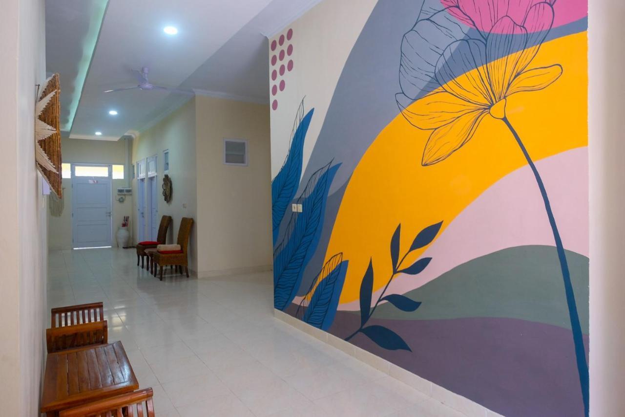 Reddoorz Syariah Near Universitas Mercu Buana Kampus 2 Yogyakarta Kejayan エクステリア 写真